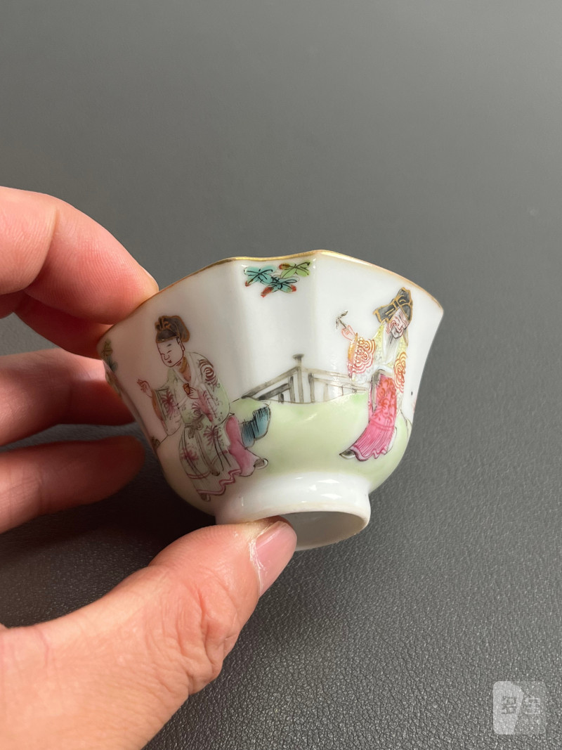 清道光  粉彩“四爱”图倭角杯 - 图7